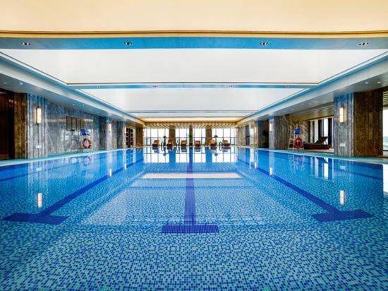 Grand New Century Hotel Haining Zhejiang Eksteriør bilde